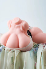 4.5kg/9.92lbs Lifelike Sex Doll Torso With Tripple Breasts - Image 5